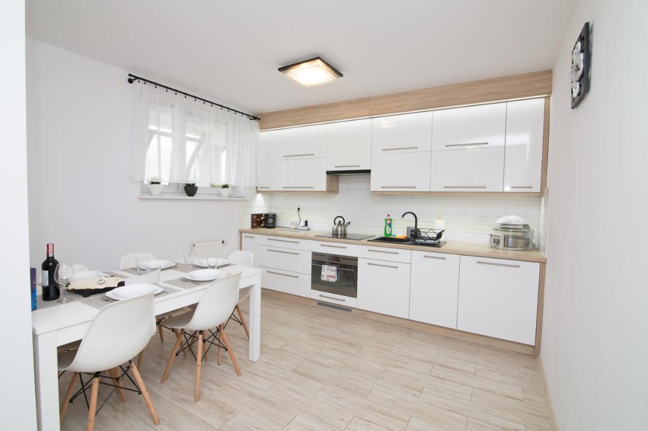 Apartament Laura Hel Extérieur photo